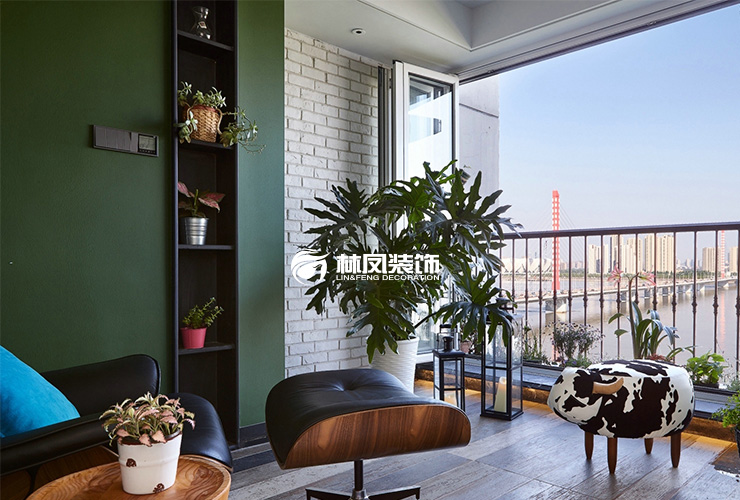 北歐風(fēng)格陽(yáng)臺(tái)裝修效果圖